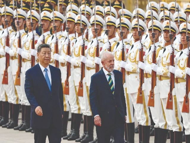 chinese president xi jinping and brazil s president luiz inacio lula da silva review the honour guard during a welcome ceremony at the great hall of the people in beijing photo reuters chinese president xi jinping and brazil s president luiz inacio lula da silva review the honour guard during a welcome ceremony at the great hall of the people in beijing photo reuters