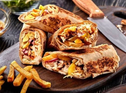a mix plate 4 restaurants you should try in karachi