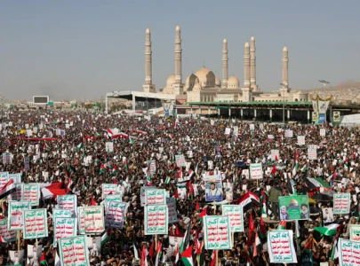 massive protests break out in yemen after us uk attacks