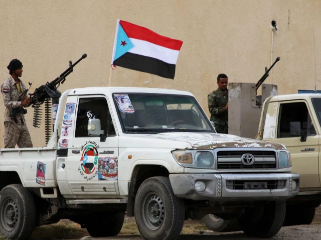 file photo security forces loyal to the separatist southern transitional council hold weapons while standing at the back of vehicles as they are deployed in the southern port city of aden yemen december 20 2020 photo reuters file photo security forces loyal to the separatist southern transitional council hold weapons while standing at the back of vehicles as they are deployed in the southern port city of aden yemen december 20 2020 photo reuters