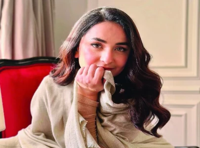 yumna zaidi through her mother s eyes yumna zaidi through her mother s eyes