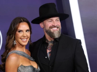 did zac brown just put a ring on her fans can t believe it did zac brown just put a ring on her fans can t believe it