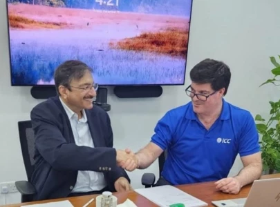 pcb signs 2025 champions trophy hosting rights agreement with icc