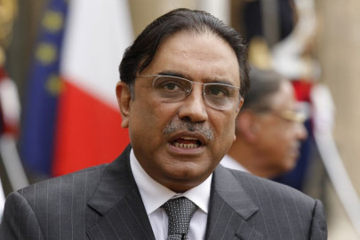 zardari lauds brown s drive to beef up ties zardari lauds brown s drive to beef up ties