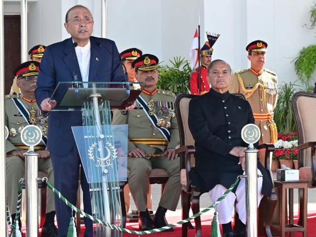 president asif zardari addresses the joint military parade at the aiwan e sadr photo ppi