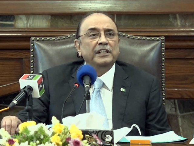 ppp co chairman asif ali zardari addressing a news conference in karachi on wednesday may 11 screengrab