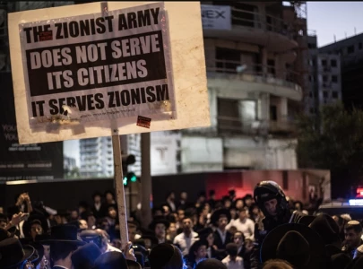 clashes erupt in jerusalem between police and ultra orthodox jews over military draft