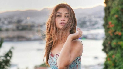 you don t achieve greatness by spewing hate zoya nasir