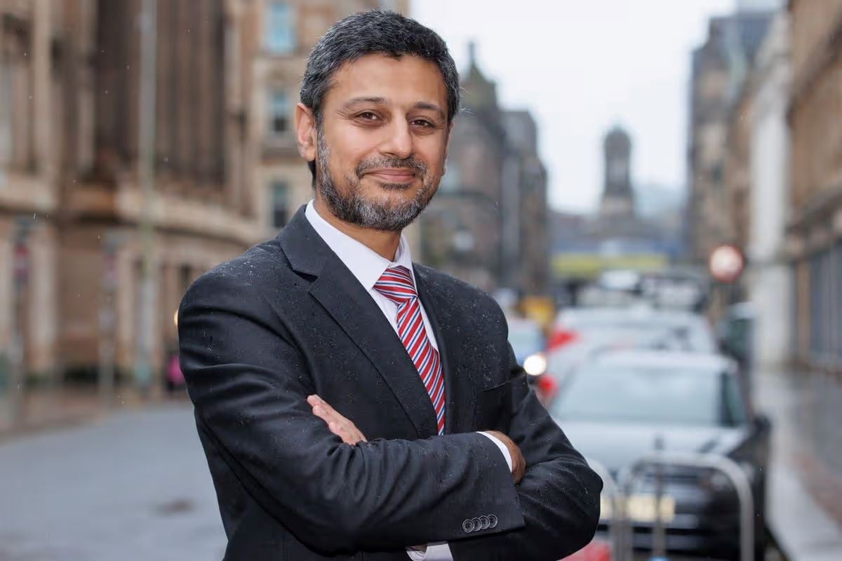 British health department minister Zubir Ahmed said the people lost confidence on UK prime minister. PHOTO: Daily Record website