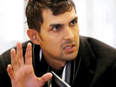 zulqarnain s fearful wife looks to join husband in london